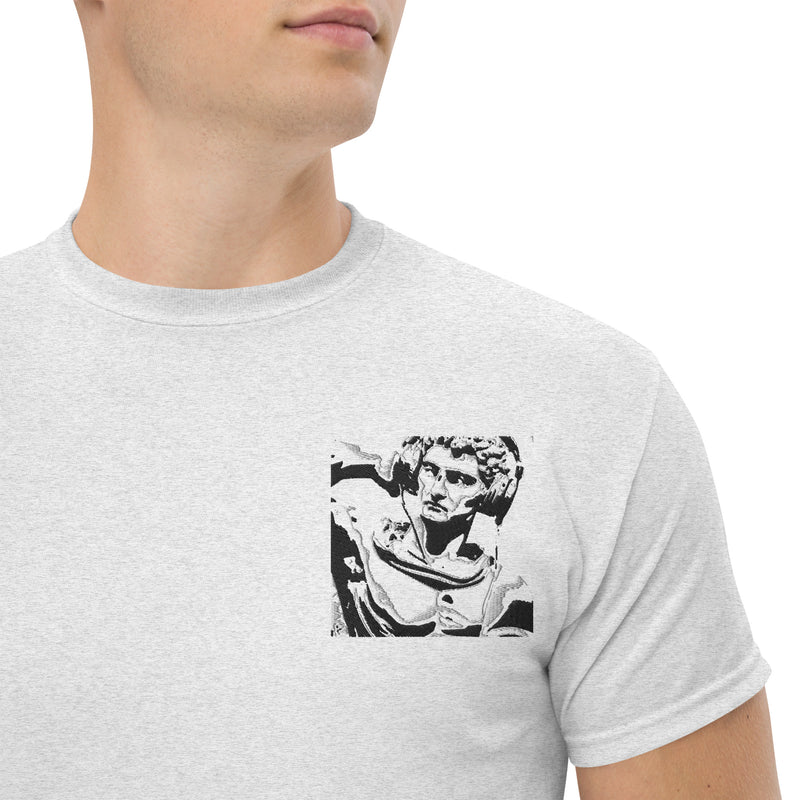 T-Shirt Bordada Cinzenta  Estátua com Fones Masculina