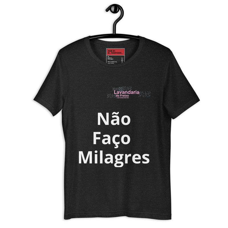 T-Shirt Preta para Lavandaria Masculina e Feminina